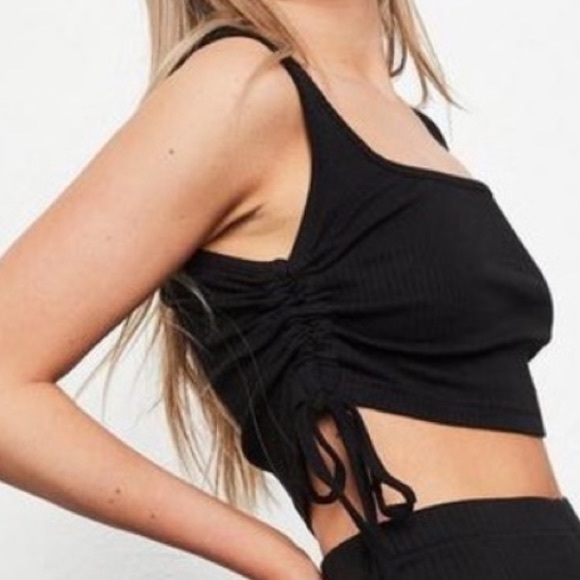 💋 Asymmetrical Ruched Sides W/Drawstrings On Both Sides Round Neck Crop Top - Picture 2 of 5